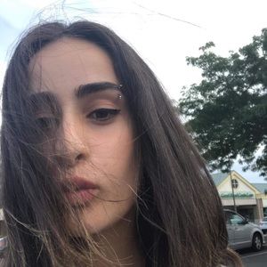 Meet your Posher, Salma